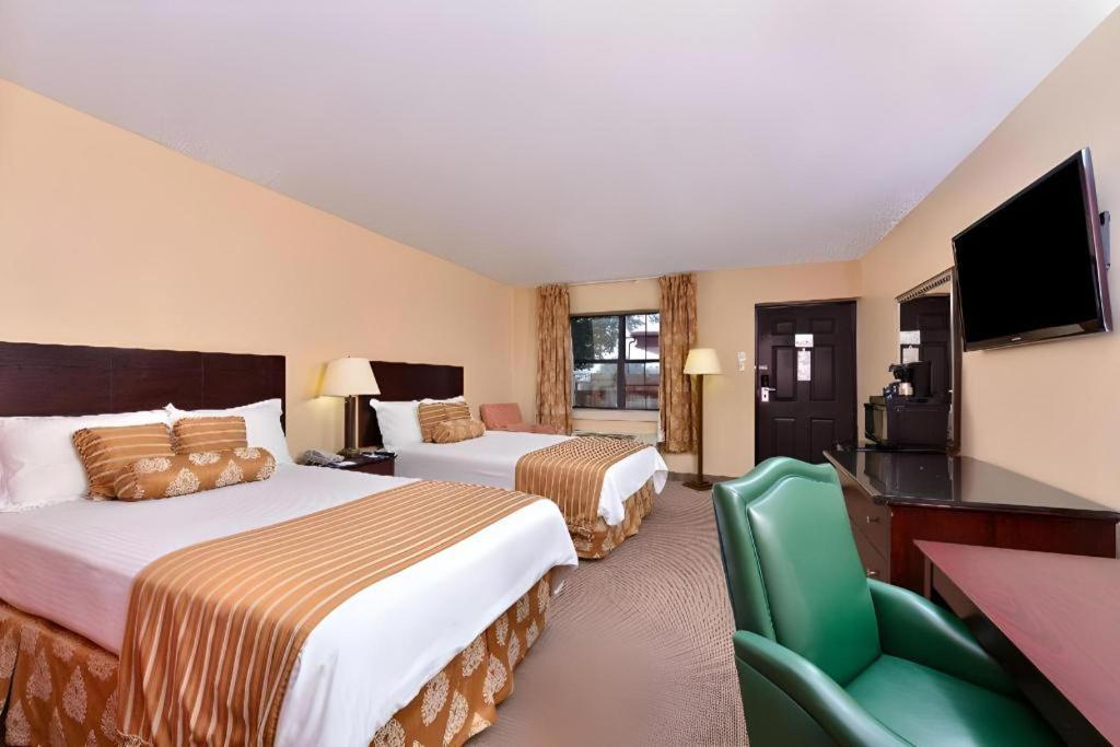 Americas Best Value Inn & Suites 维多利亚 外观 照片